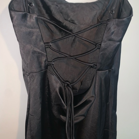 Princess Polly Dress - Picture 3 of 6